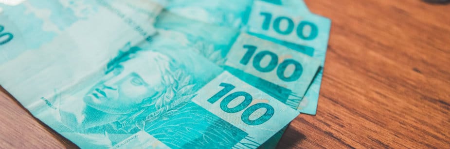 dinheiro notas de cem