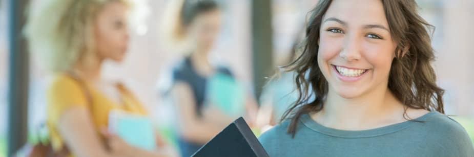 estudante unopar faculdade